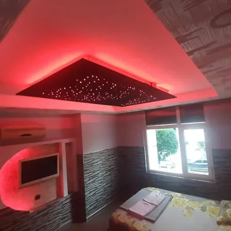Aparthotel Destan *