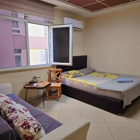 Aparthotel Destan